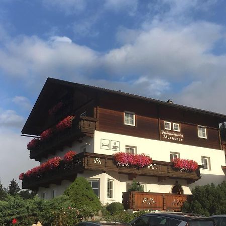 Fruehstueckspension Alpenrose Bed & Breakfast Iselsberg Exteriör bild