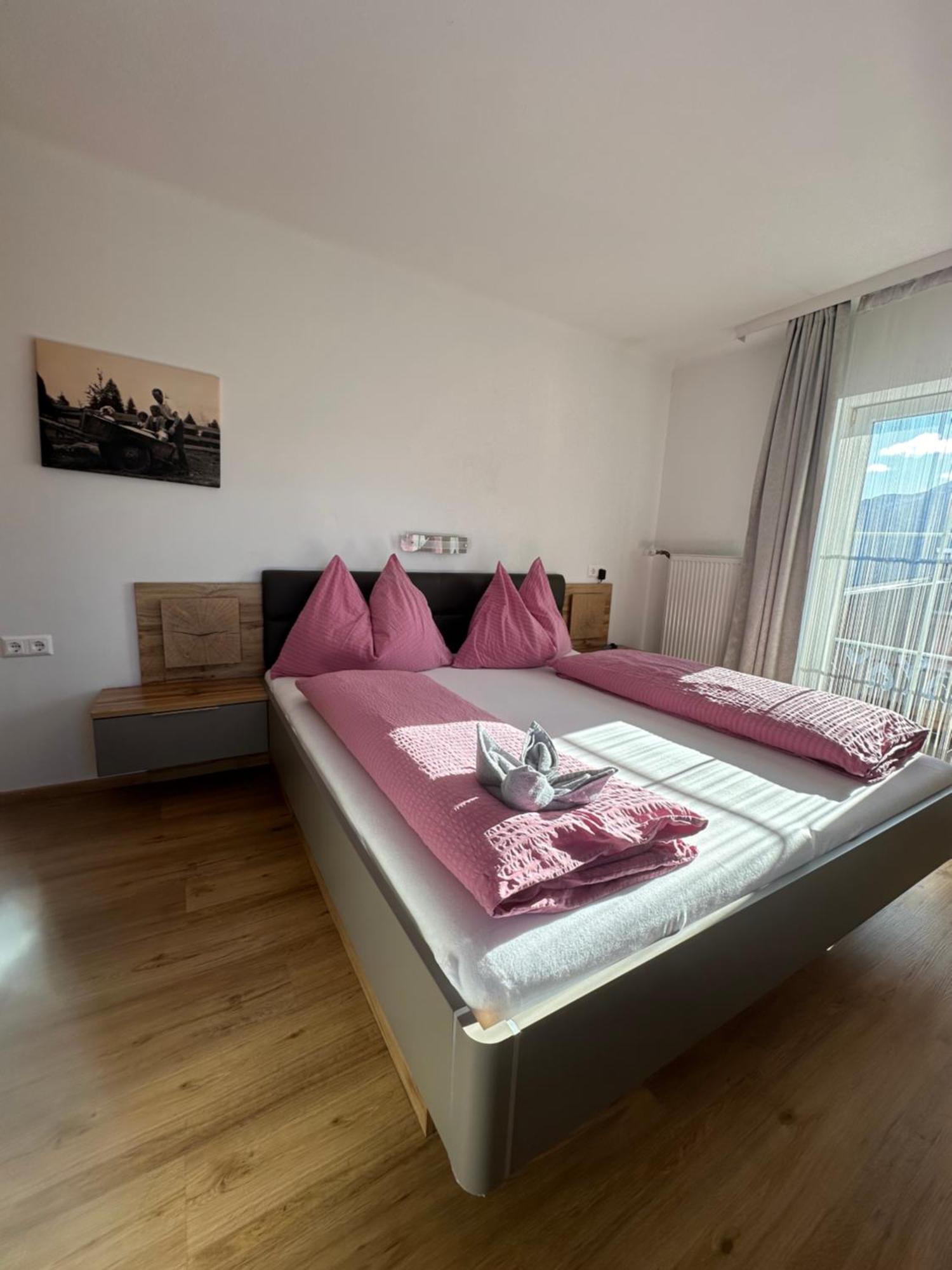 Fruehstueckspension Alpenrose Bed & Breakfast Iselsberg Exteriör bild