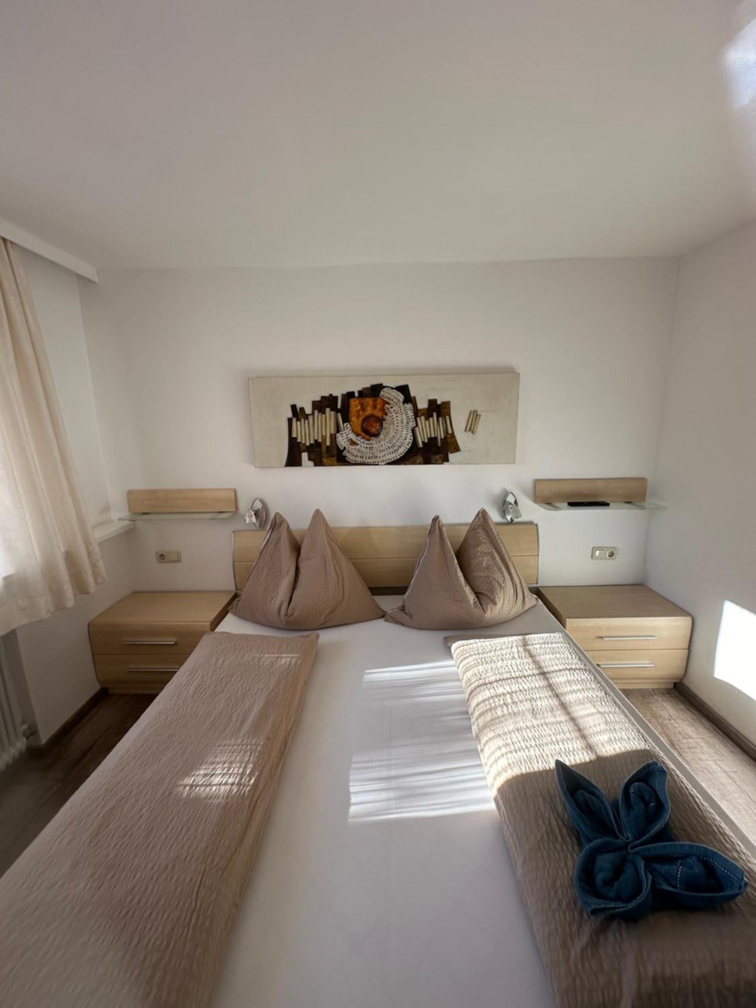 Fruehstueckspension Alpenrose Bed & Breakfast Iselsberg Exteriör bild
