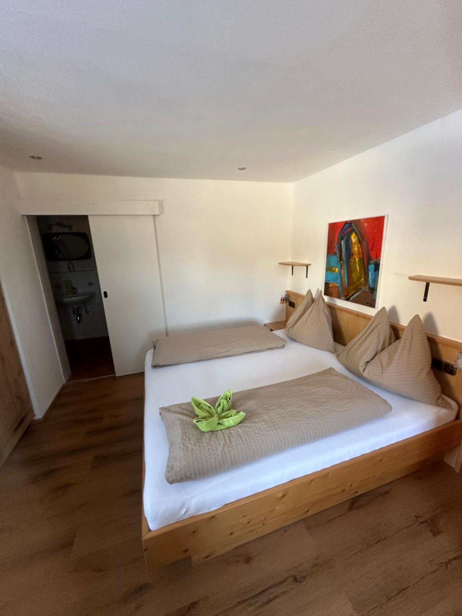 Fruehstueckspension Alpenrose Bed & Breakfast Iselsberg Exteriör bild